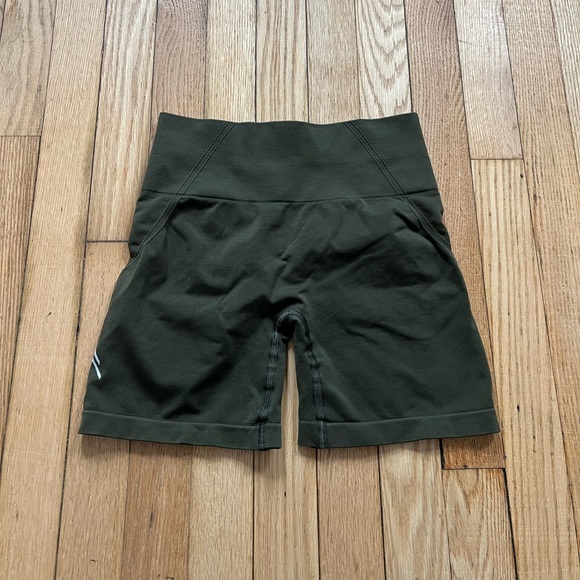 Oner Active Effortless Shorts - Picture 1 of 3